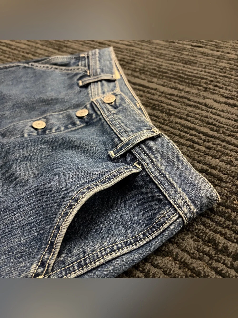 Levi’s Button Front Medium Wash Denim Mini Skirt with Front Pockets